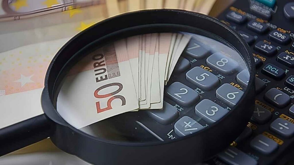 INE confirma: la tasa de ahorro de los hogares españoles cae al 12 % en 2026